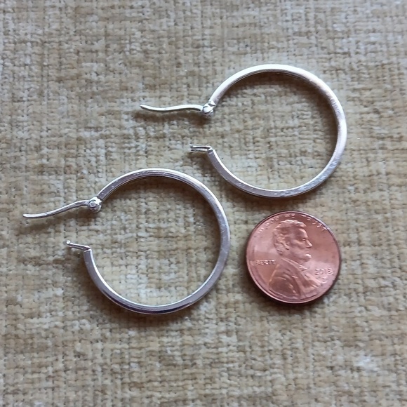 925 Silver Hoop Earrings - Picture 1 of 5
